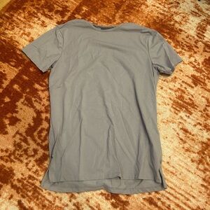 Cuts short sleeve shirt